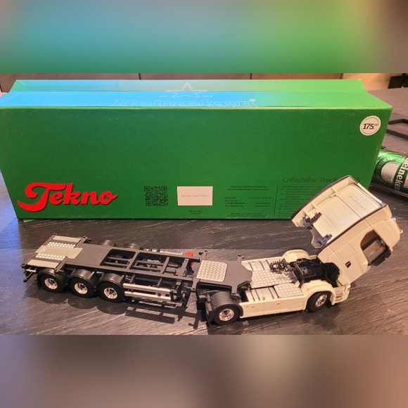 #92 Heineken limited edition can truck - Picture 4 of 6